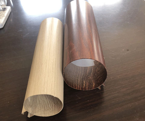 Doghe metalliche tubolari 6063T6 per soffitto, cerchi perforati, deflettore sospeso con scheda colori RAL
