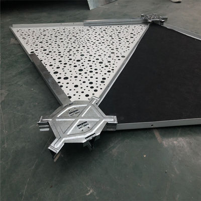 Vendita calda 1200X1200X1200 Soffitto in metallo di alluminio Pannello triangolare a clip in alluminio
