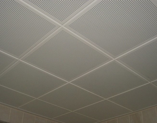 La clip ISO9001 nel soffitto del metallo piastrella l'oscillazione giù 600x600 ha celato le mattonelle del soffitto