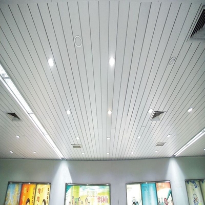 Il buon soffitto del metallo di resistenza all'usura piastrella il soffitto di alluminio della striscia di C