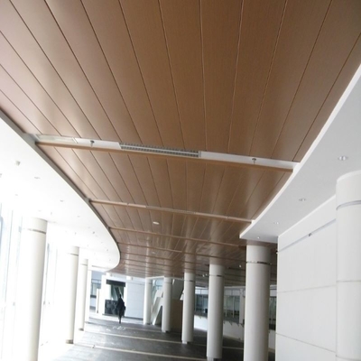 striscia di alluminio del soffitto S del metallo di larghezza di 600mm per il centro commerciale