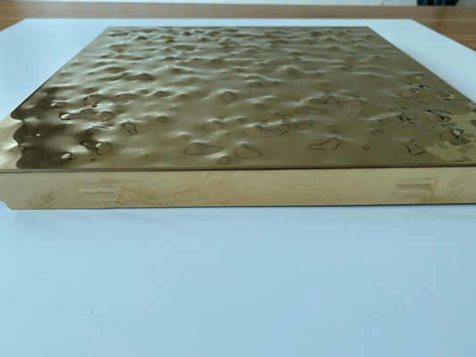 Clip di legno dell'ondulazione di acciaio inossidabile del soffitto 300x300x25mm del metallo dell'alluminio del grano nel soffitto