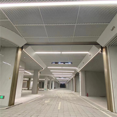 600X1200mm Mesh Ceiling Panel Aluminum Hook su Mesh Ceiling For Mall