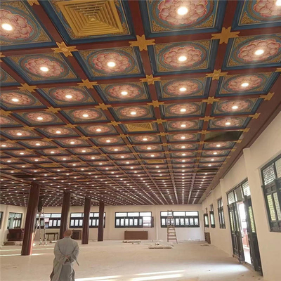 Il soffitto di alluminio del quadrato del trasferimento di calore piastrella il tetto del tempio 900*900 decorativo
