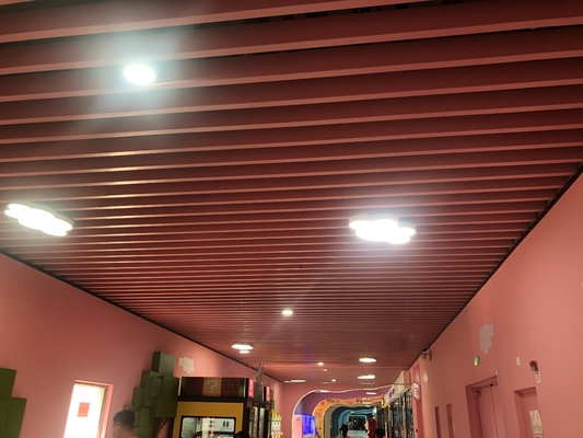 dimensione su misura 0.5mm di spessore del soffitto del deflettore di 300x300x3000mm U