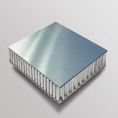 Bordo composito su misura del quadrato del soffitto del rivestimento della parete dello strato del favo di alluminio