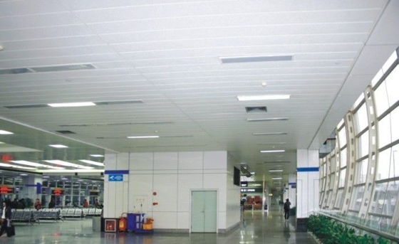 Spessore di alluminio del soffitto 0.9mm del metallo della striscia di C per Convention Center