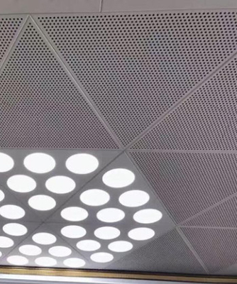 Clip triangolare del metallo della lega di alluminio nel soffitto per la sala conferenze