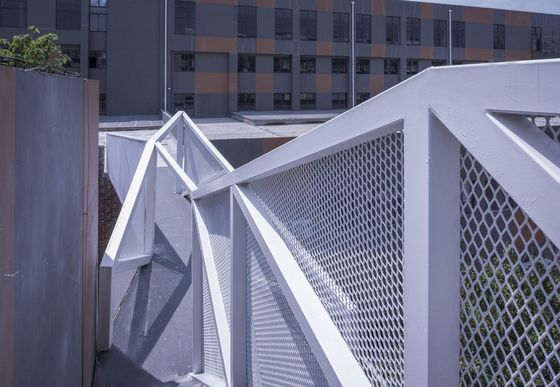 Il metallo dell'alluminio di riduzione di rumore ha espanto Mesh Panel For Factory Buildings
