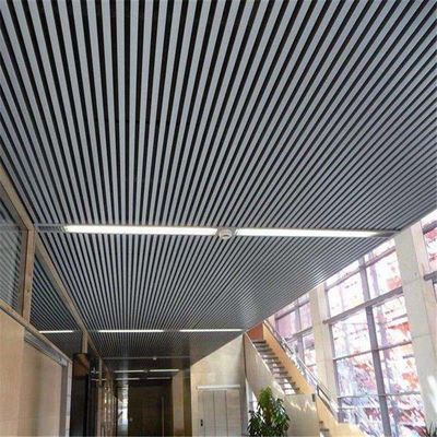 soffitto di alluminio PVDF della striscia di 135mm U che ricopre assorbimento acustico
