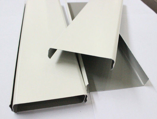 soffitto di alluminio del metallo di 85mm per il pannello per soffitti di alluminio della striscia della piscina U