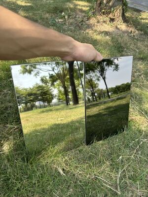 Piastrelle per soffitto in acciaio inox 600x600 a specchio per controsoffitto acustico